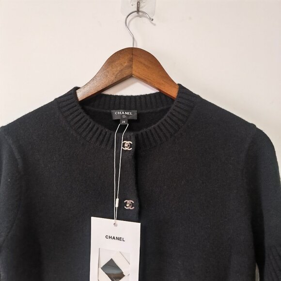 Chanel Black Cashmere Wool Cardigan - Picture 3 of 11
